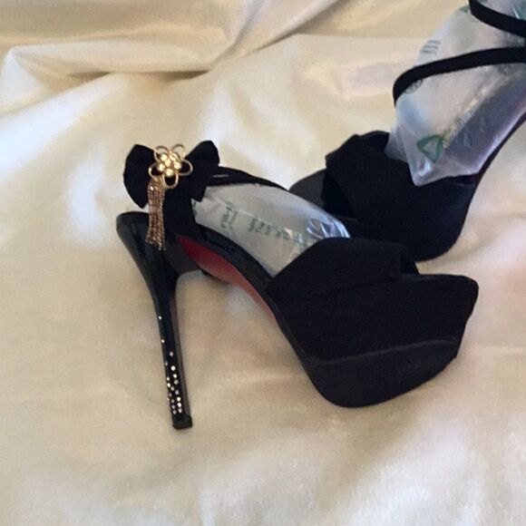 BLACK STILETTOS WITH JEWELED HEELS IN SIZE 39 - Picture 4 of 14